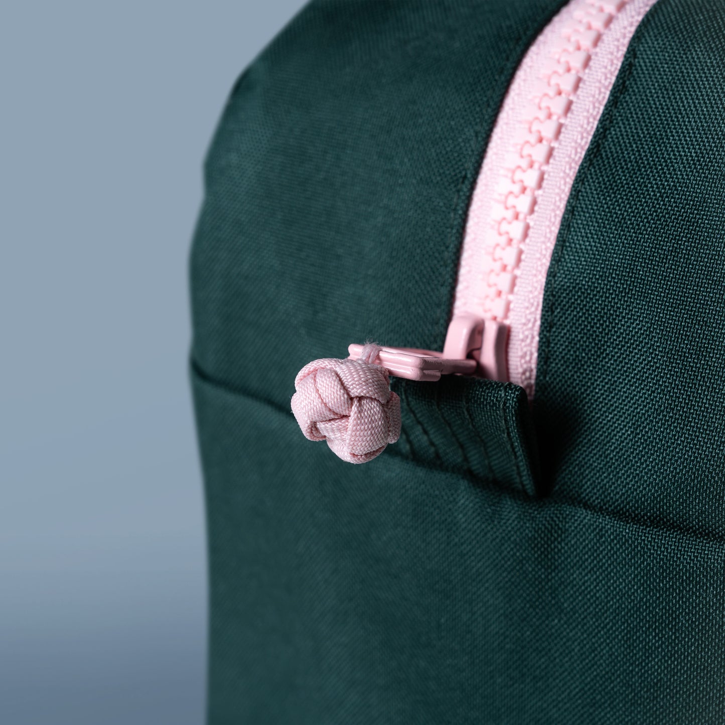UW Turf Walker Bag - DarkGreen